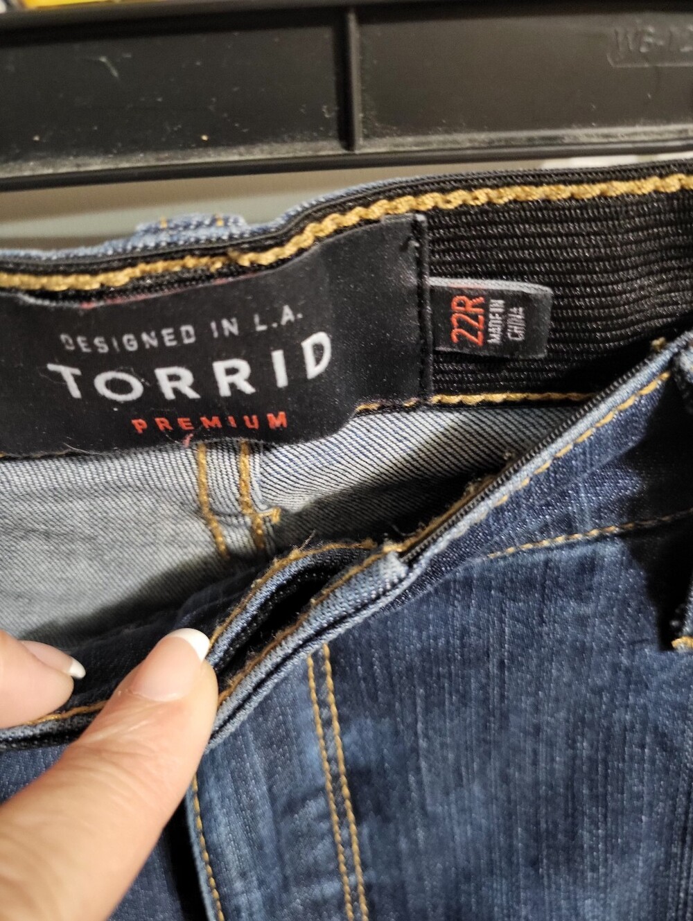 TORRID SKY HIGH SKINNY JEANS SZ 22R - Picture 4 of 9
